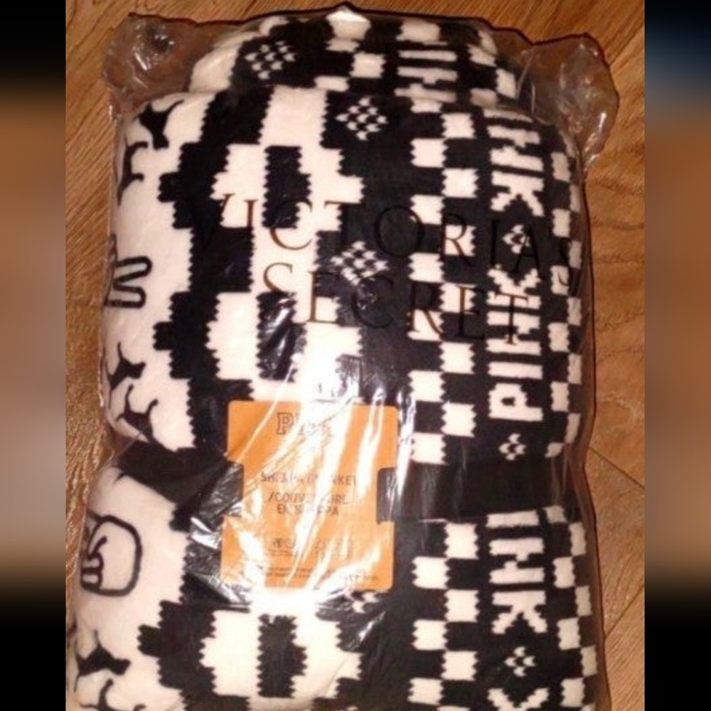 Victoria secret -Black & White "Sherpa Blanket"-50×60 - Picture 5 of 8